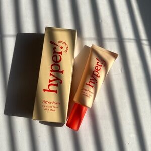 Hyper Skin Fade and Glow AHA Mask